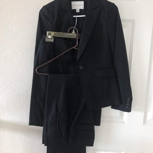 Banana Republic Black Work Suits Cotton Size 0 - Picture 1 of 8